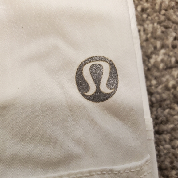 Lululemon Studio Crop Liner - Picture 7 of 8